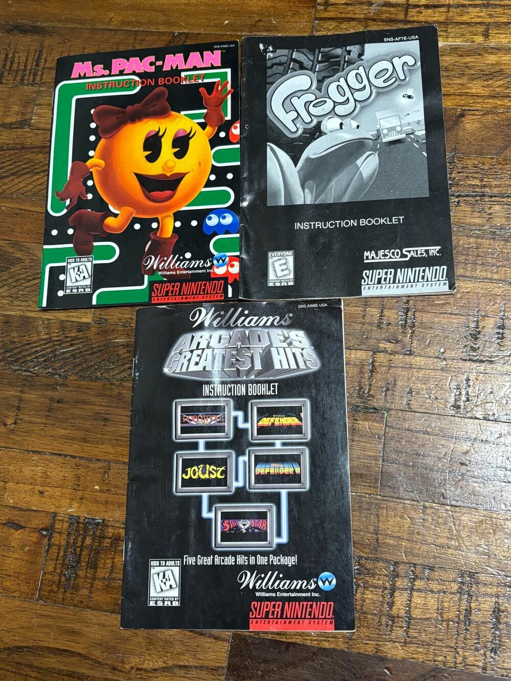 Lot of 3 SNES Super Nintendo Manuals Frogger Mrs Pacman aracdes greatest hits